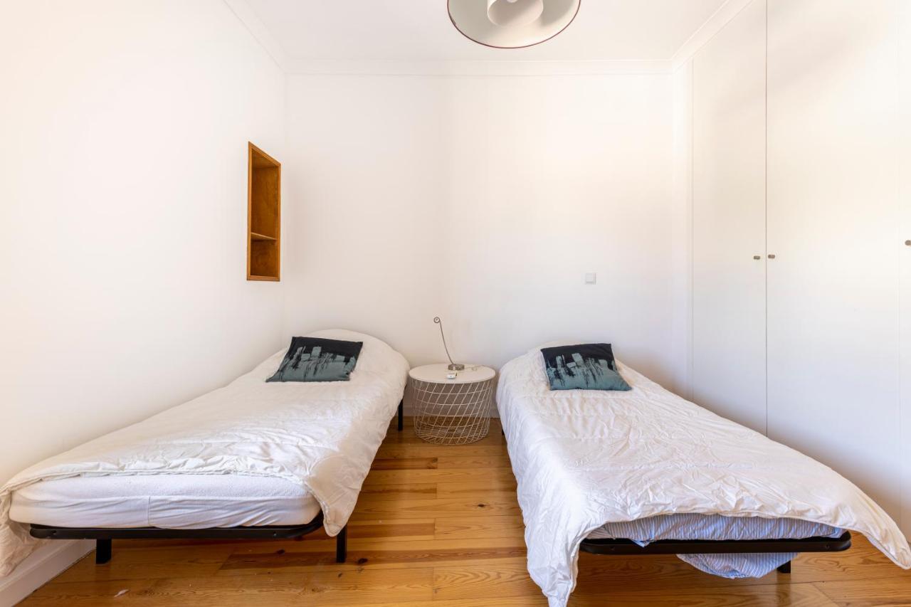 Comfy 3 Bedroom Apartment Campo De Ourique Lisabona Exterior foto