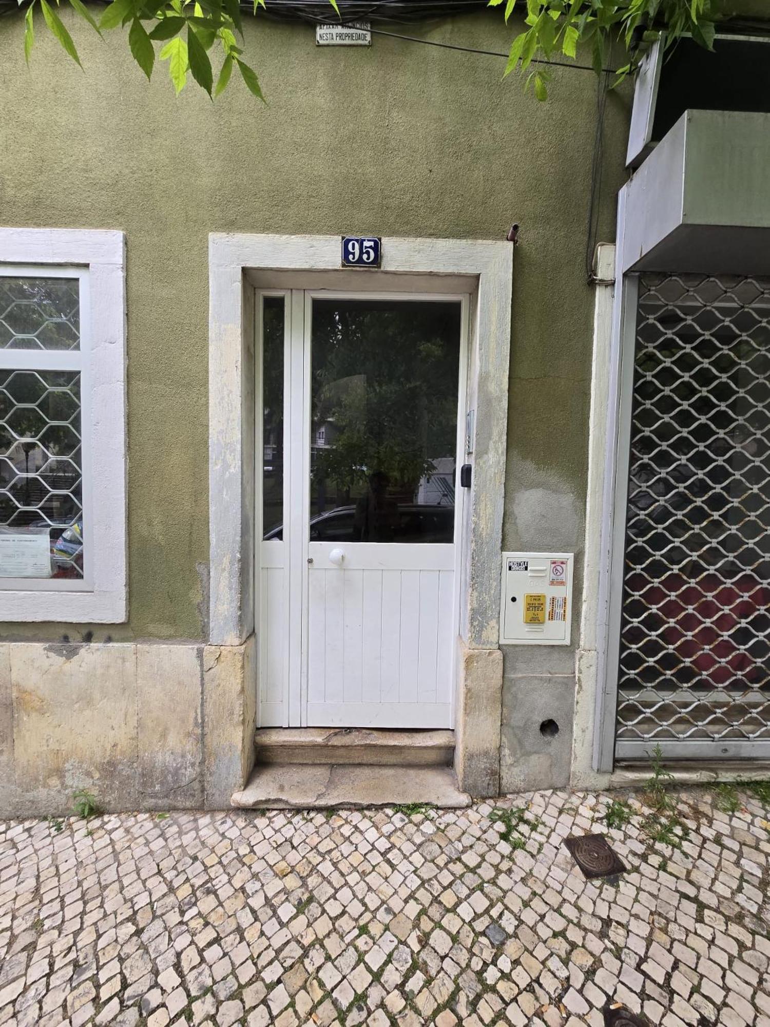 Comfy 3 Bedroom Apartment Campo De Ourique Lisabona Exterior foto